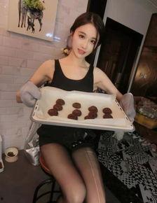 丝袜 日语教师 轩,揭秘日语教师轩成的魅力人生