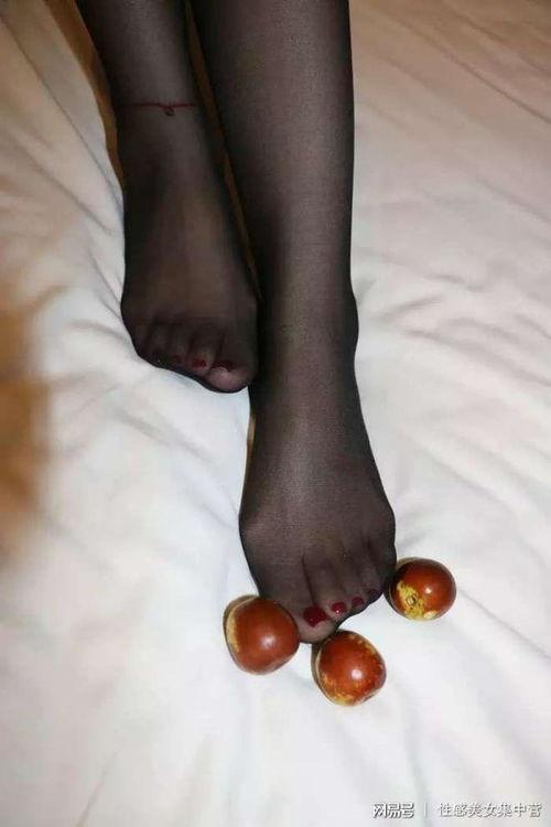 丝袜美母乳喂养